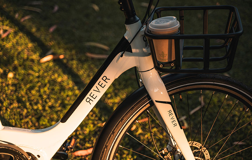 REVER BIKE URBAN ROME - Women's Step Through Electric Bike White/Silver
